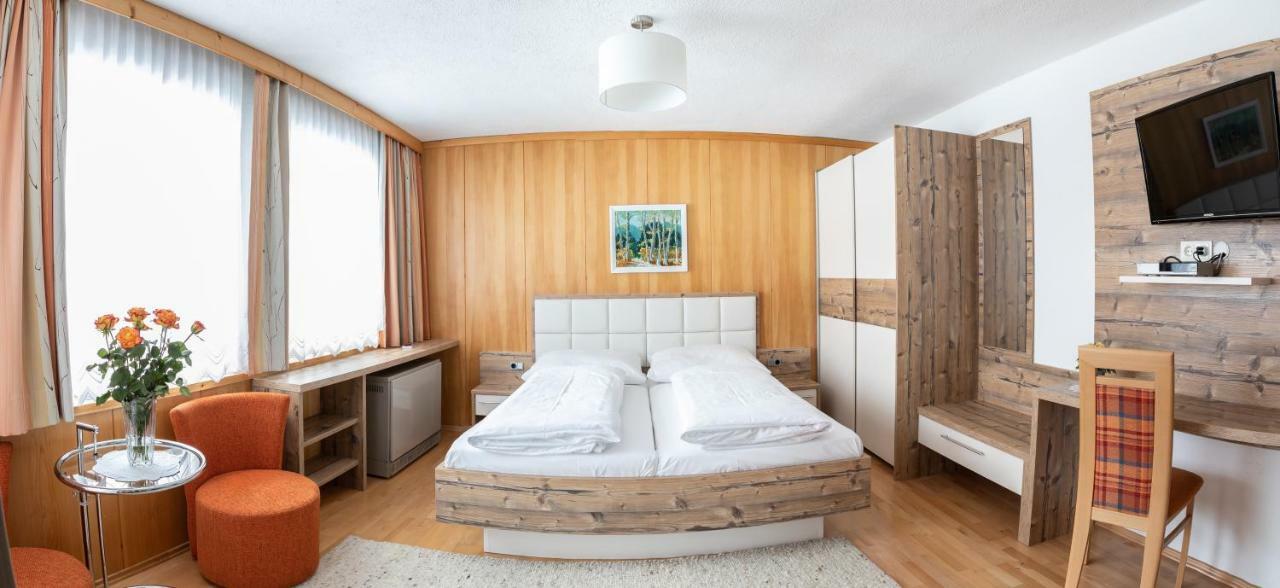 Gastehaus Frischhut Hotell Nassereith Eksteriør bilde